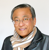 Yasutami Takada 
